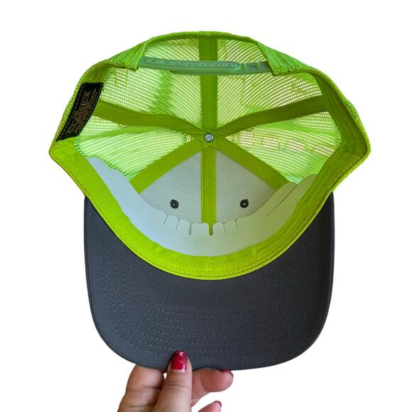 River Bum Snap Back Trucker Hat Flat Bill Fluorescent Green Mesh Cap Yupoong Y2K - Picture 4 of 5